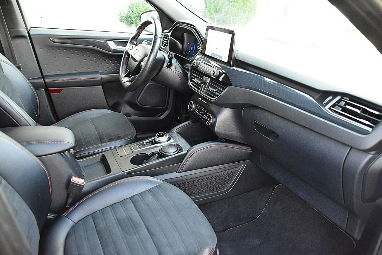 Ford Kuga - Zdjęcie 8