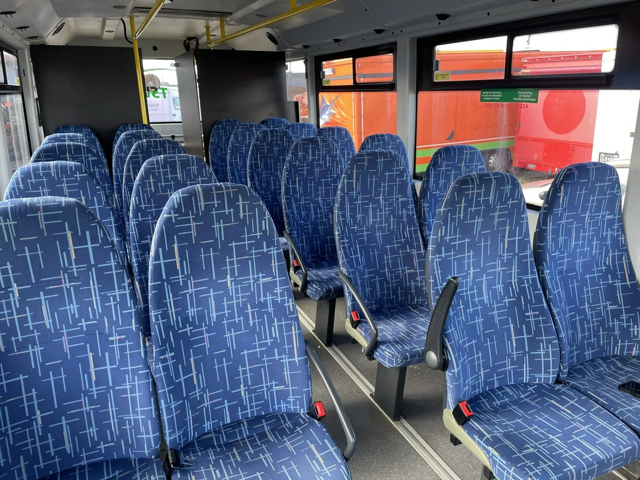 Iveco Autobus MOBI INDCAR Klima2015 - Zdjęcie 17