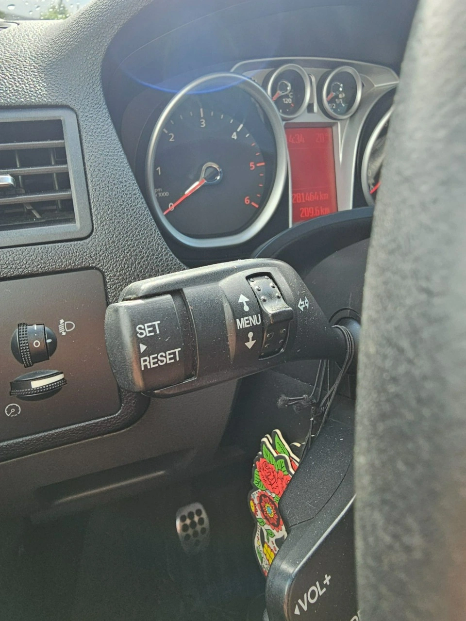 Ford Kuga - Zdjęcie 15