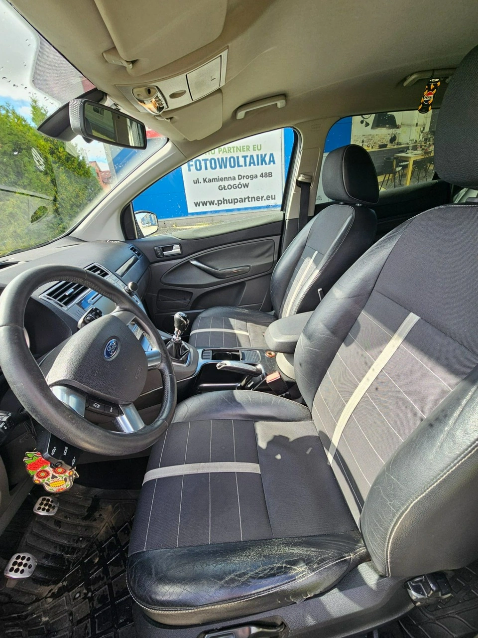Ford Kuga - Zdjęcie 8