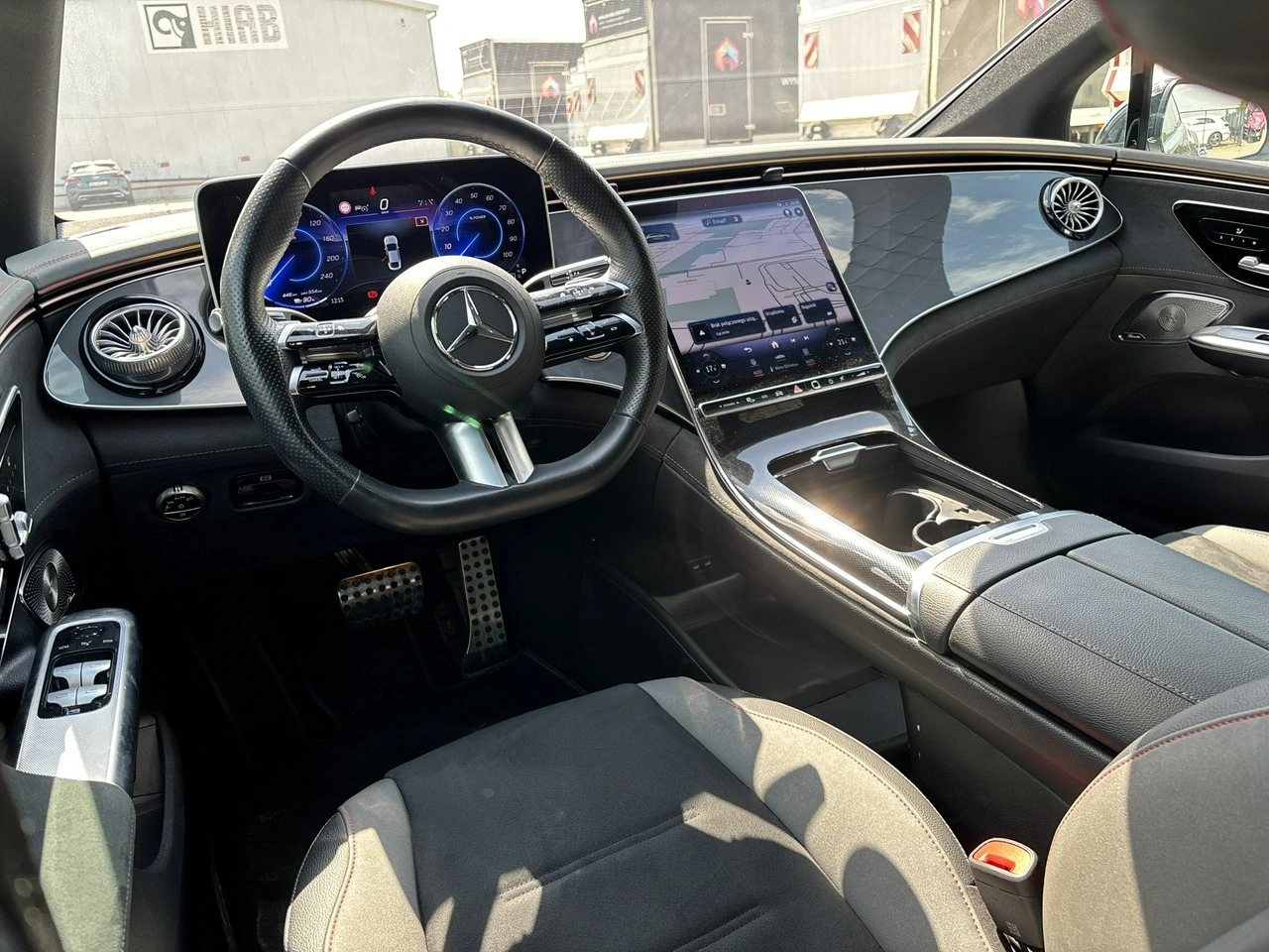 Mercedes EQE - Zdjęcie 12