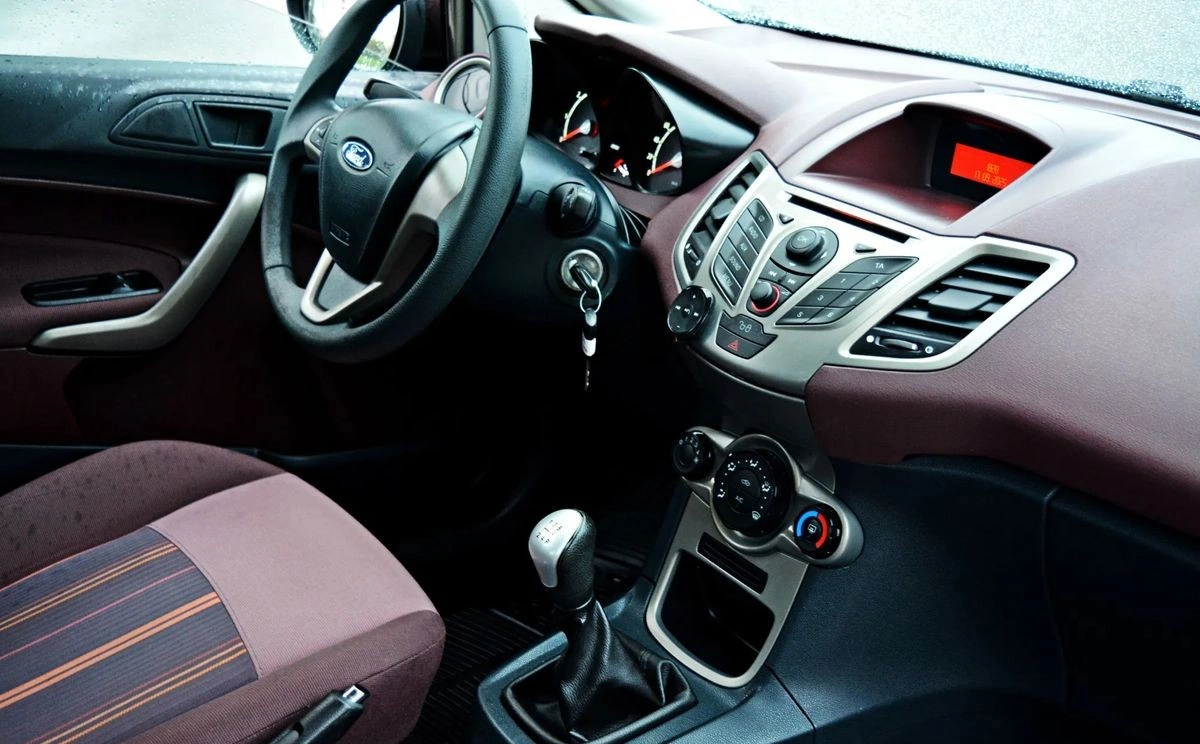 Ford Fiesta - Zdjęcie 11