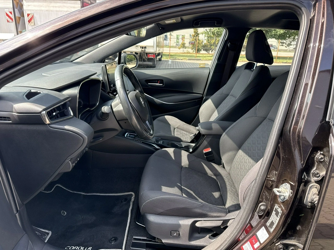 Toyota Corolla - Zdjęcie 10