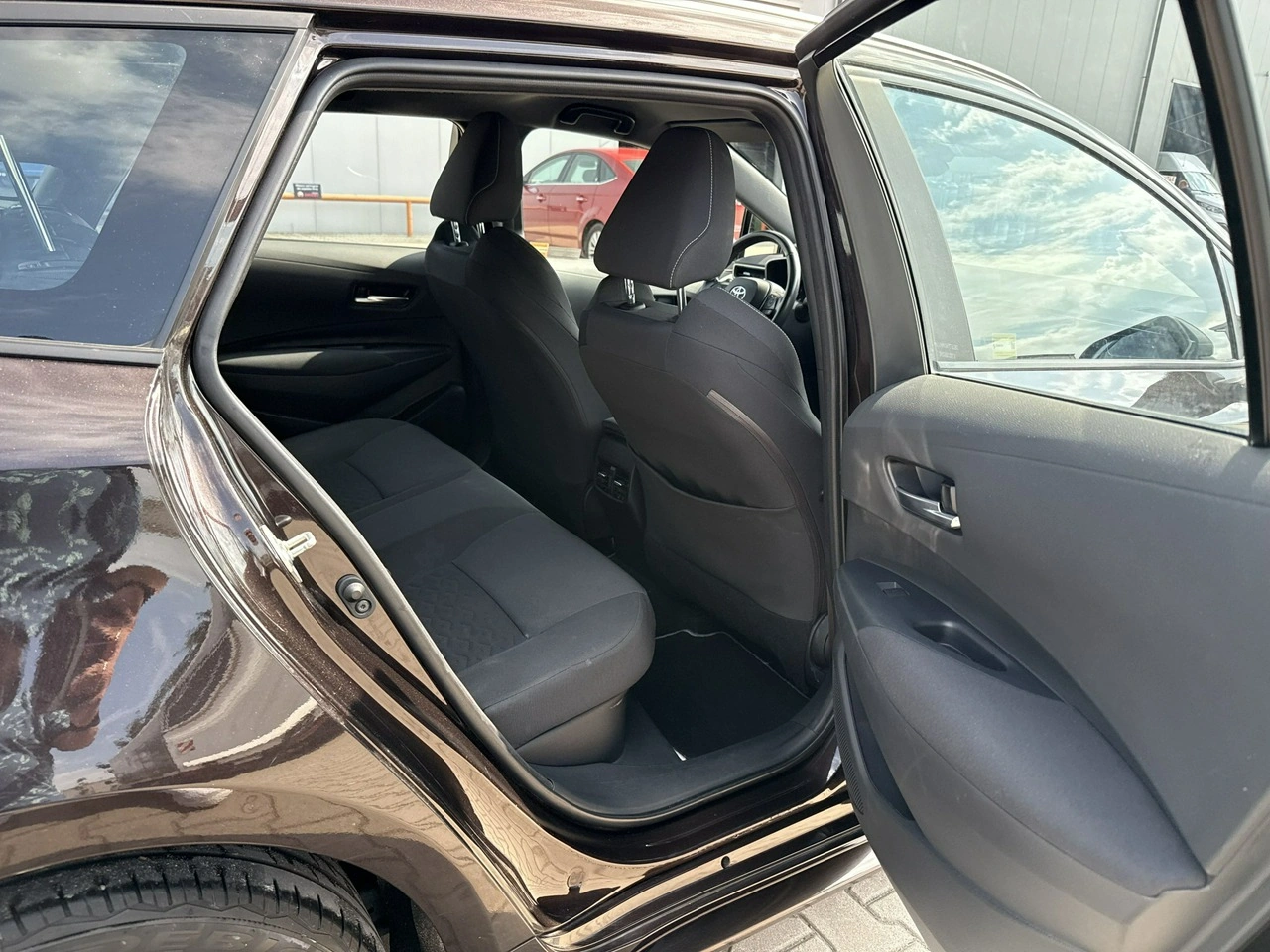 Toyota Corolla - Zdjęcie 16