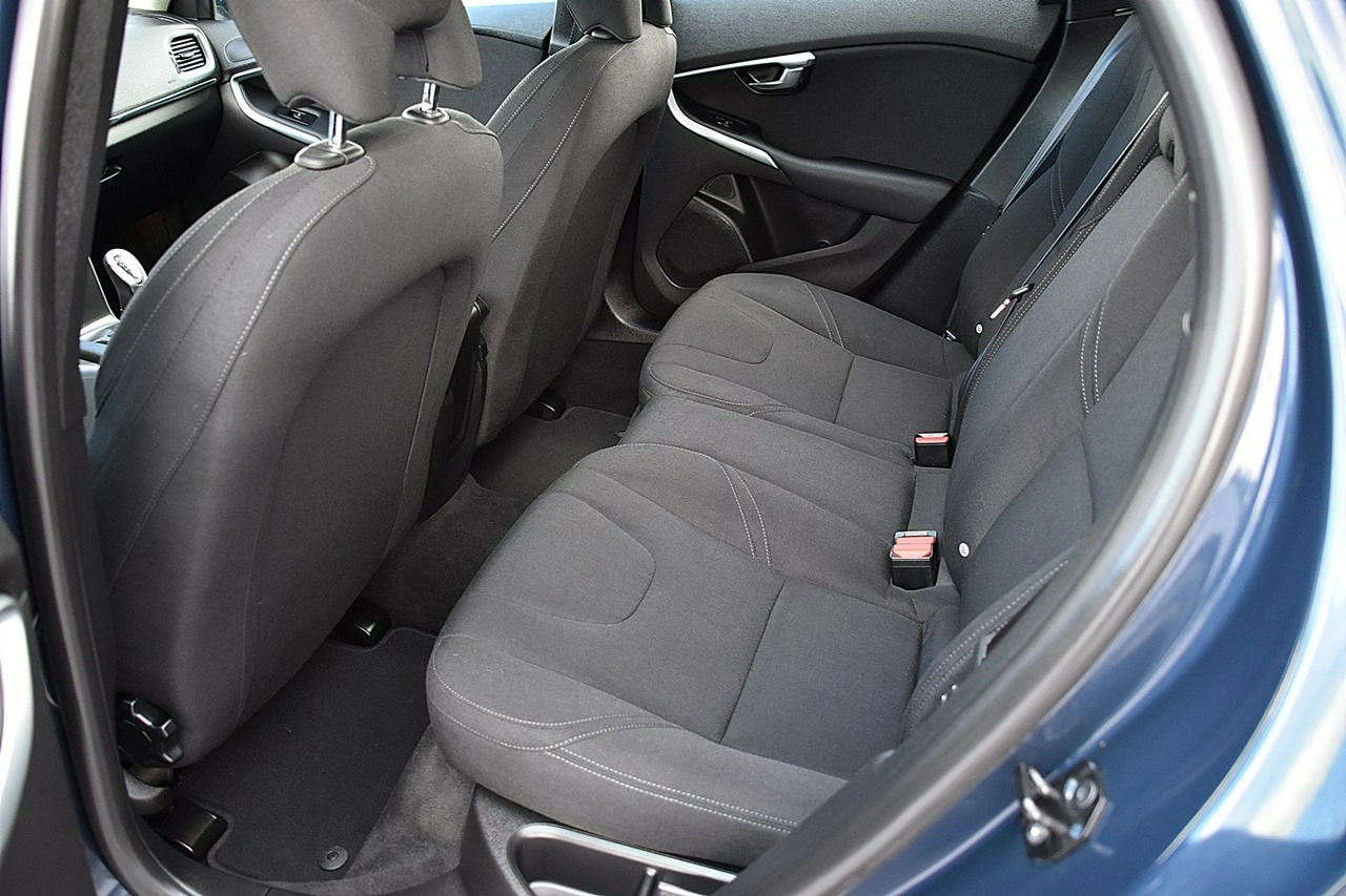 Volvo V40 - Zdjęcie 11