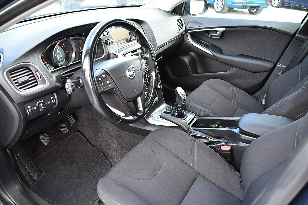 Volvo V40 - Zdjęcie 12