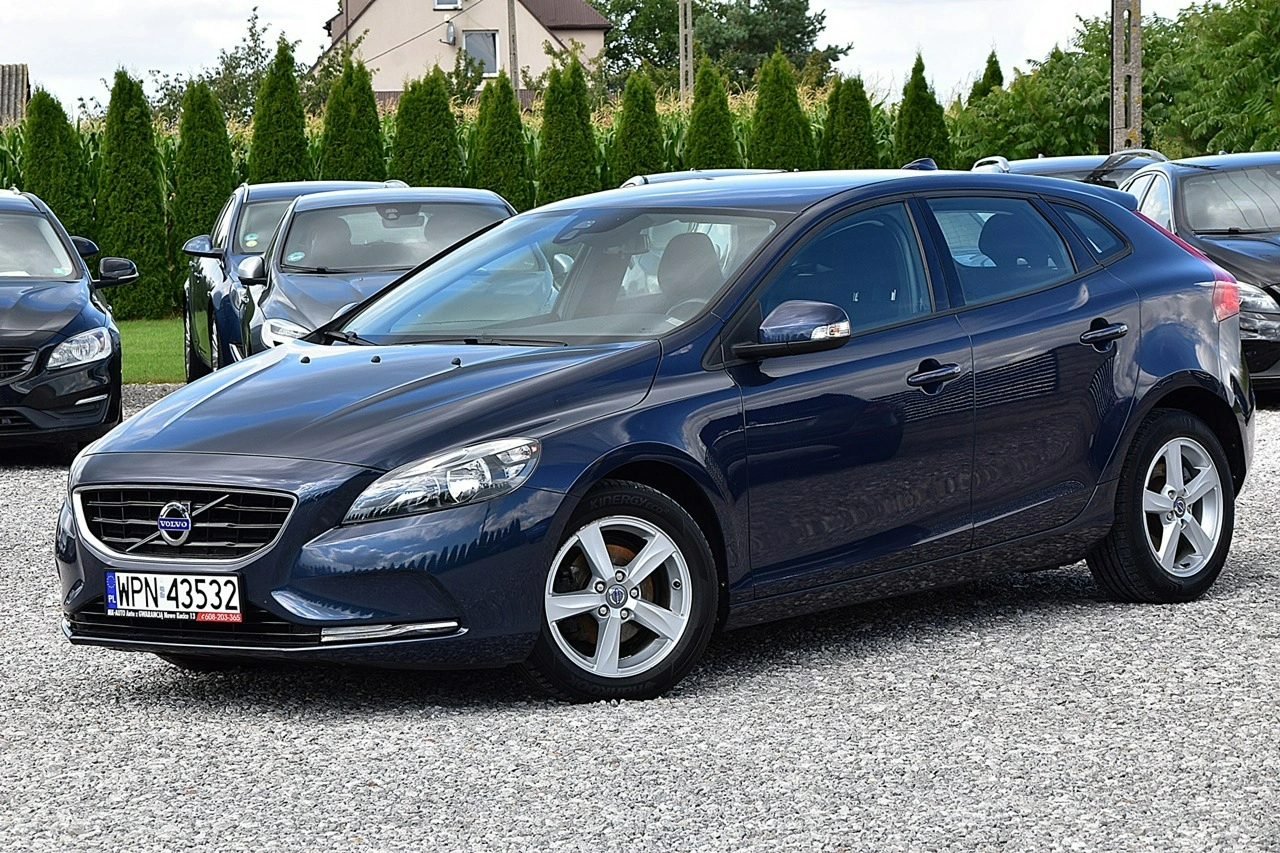 Volvo V40 - Zdjęcie 14