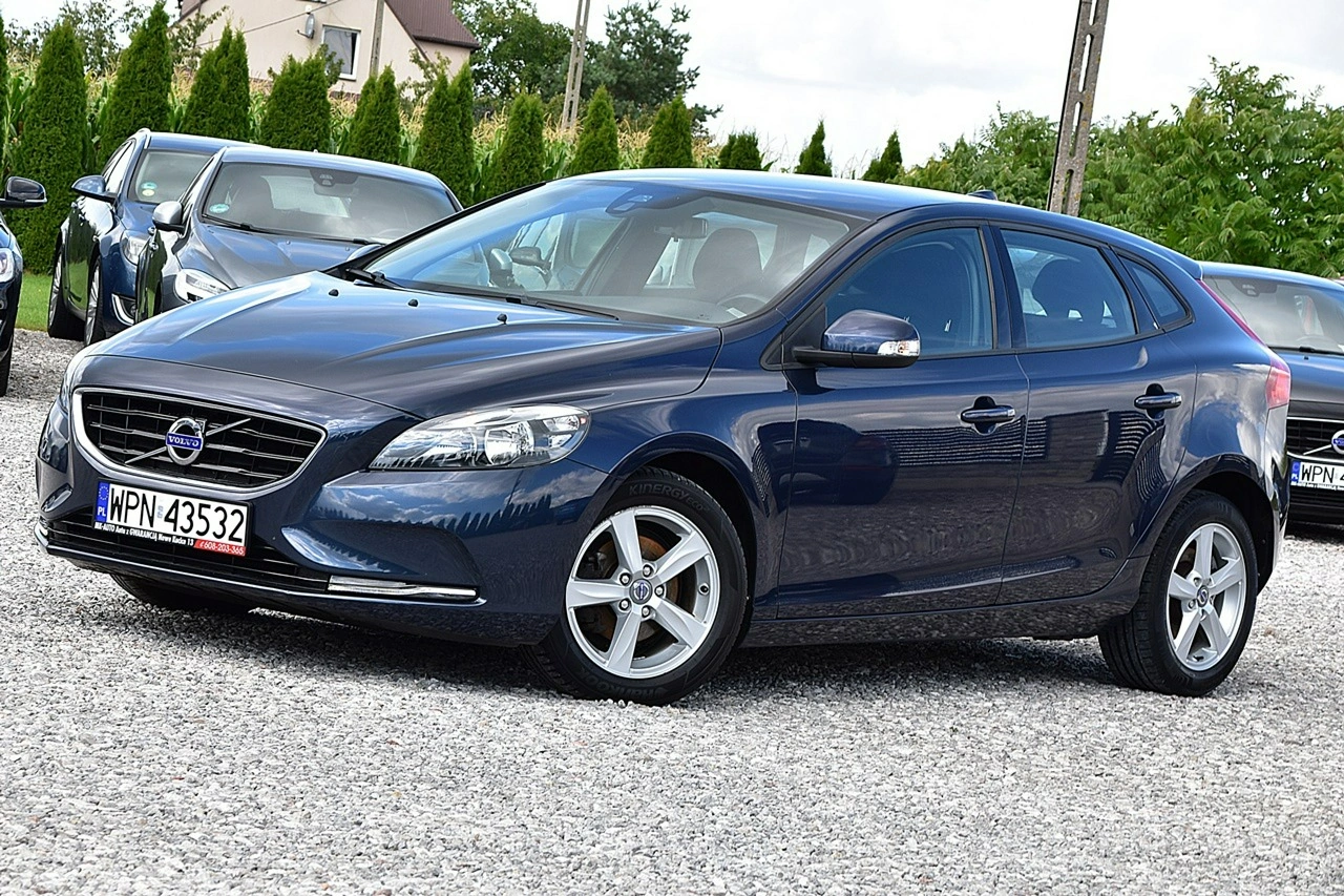 Volvo V40 - Zdjęcie 15