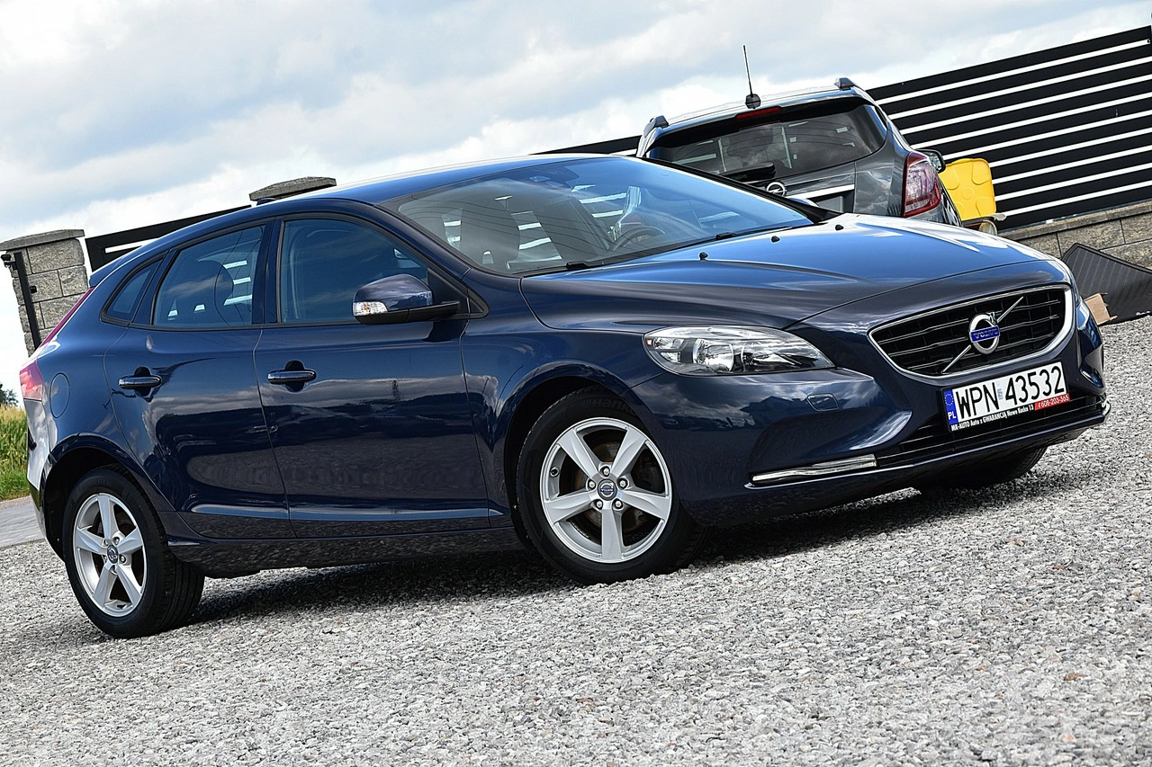 Volvo V40 - Zdjęcie 19