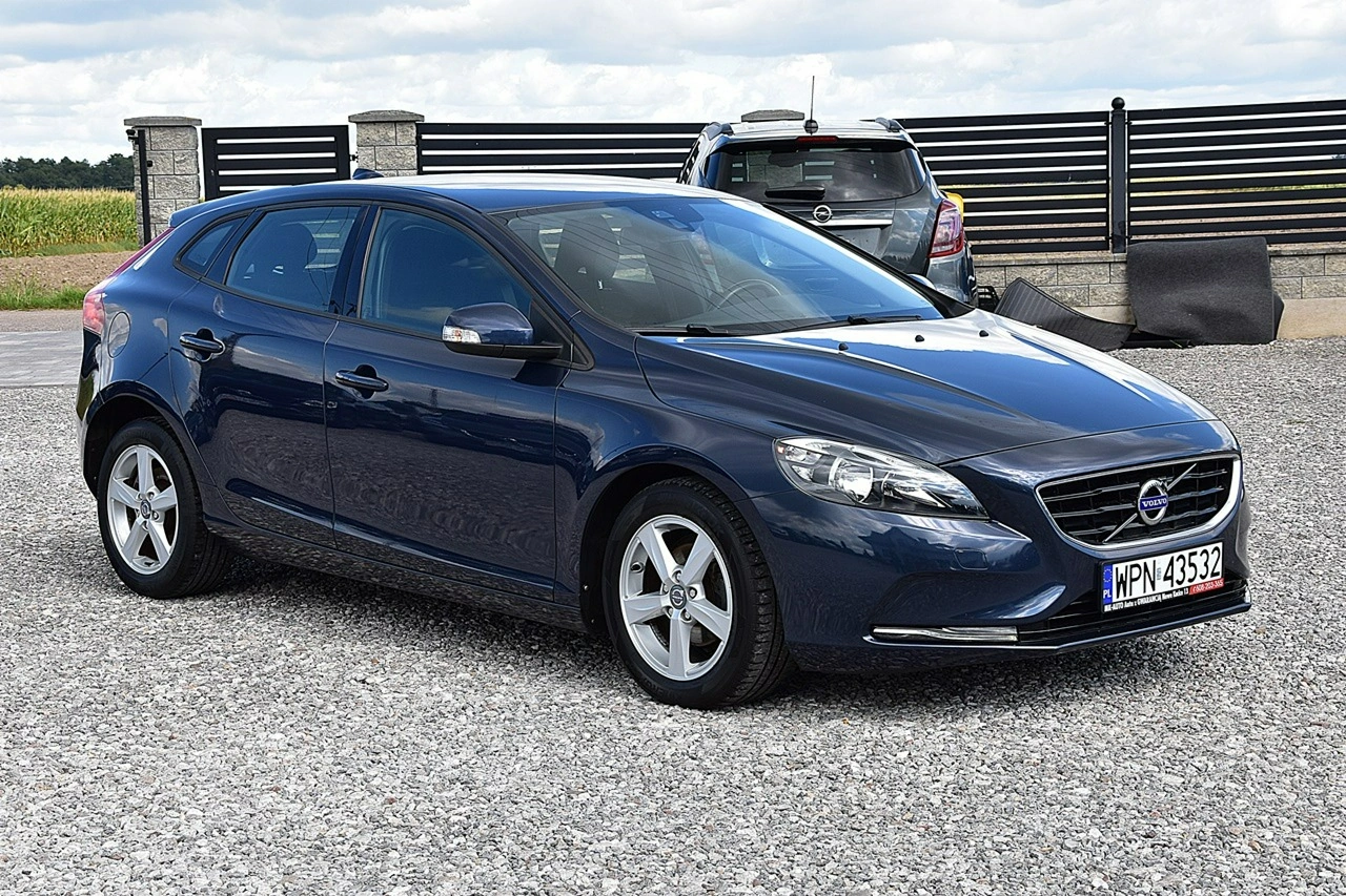 Volvo V40 - Zdjęcie 27