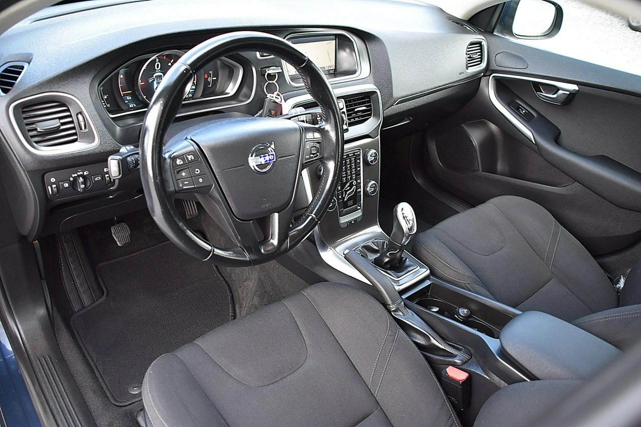 Volvo V40 - Zdjęcie 4