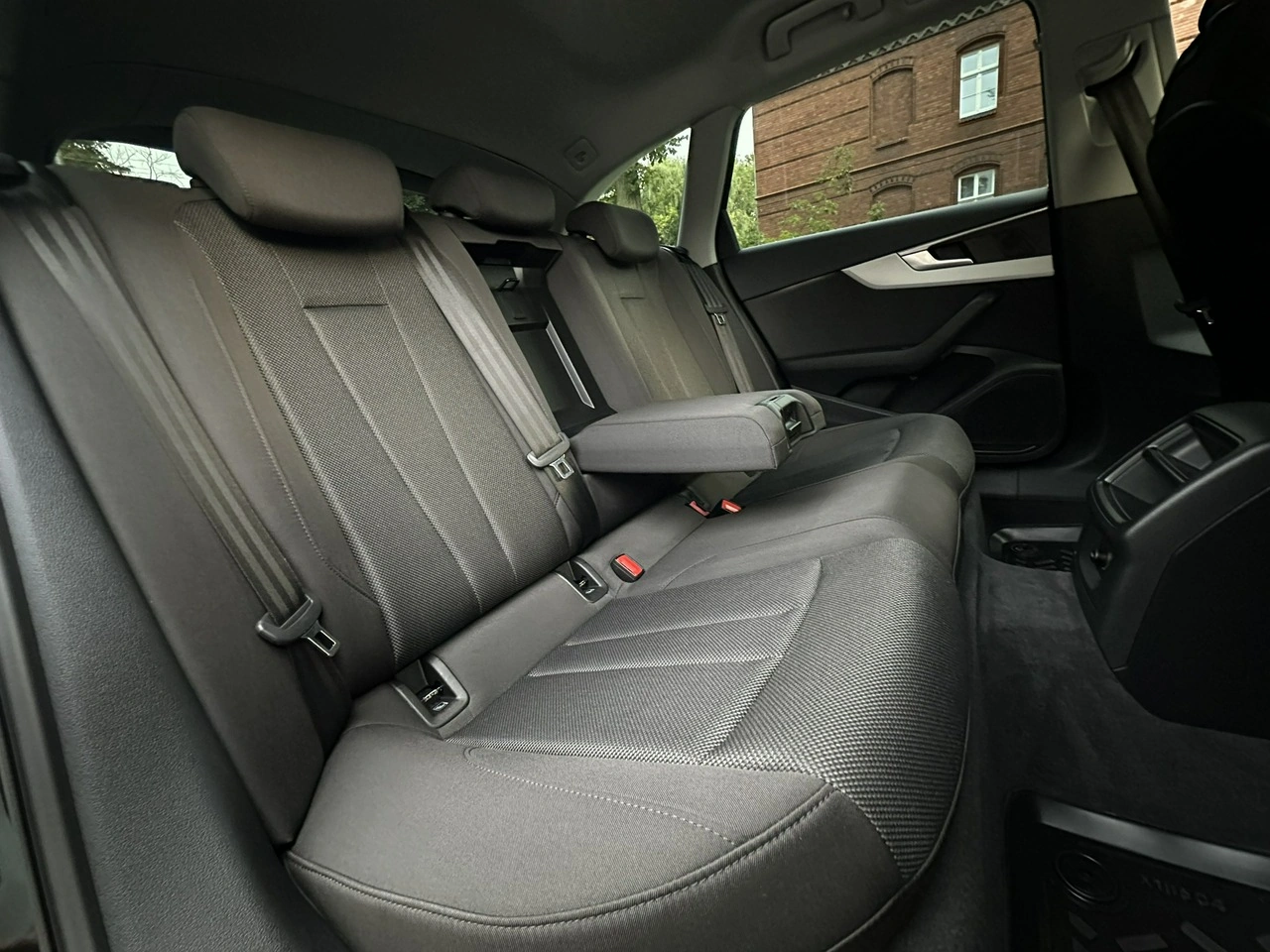 Audi A4 - Zdjęcie 9
