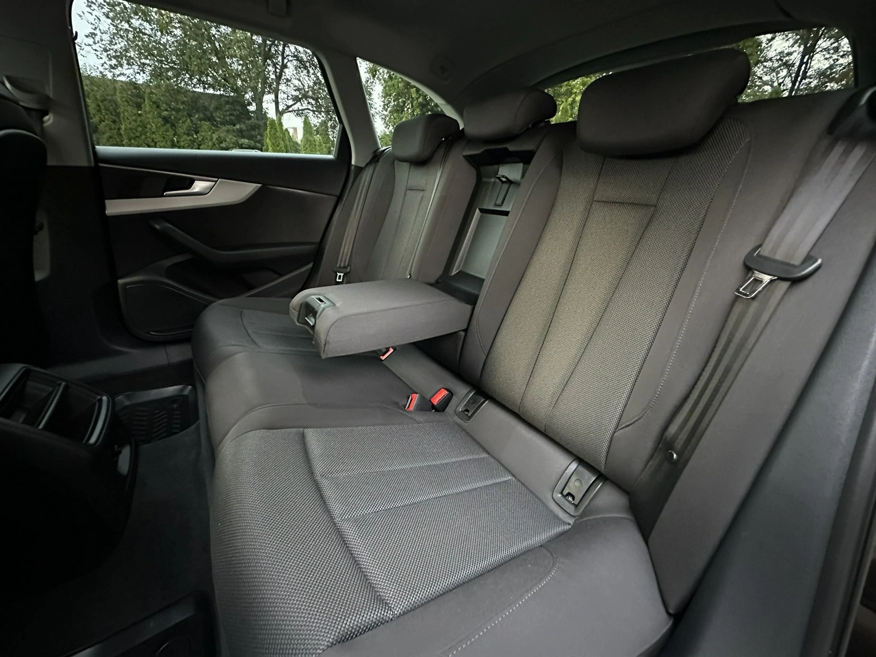 Audi A4 - Zdjęcie 10