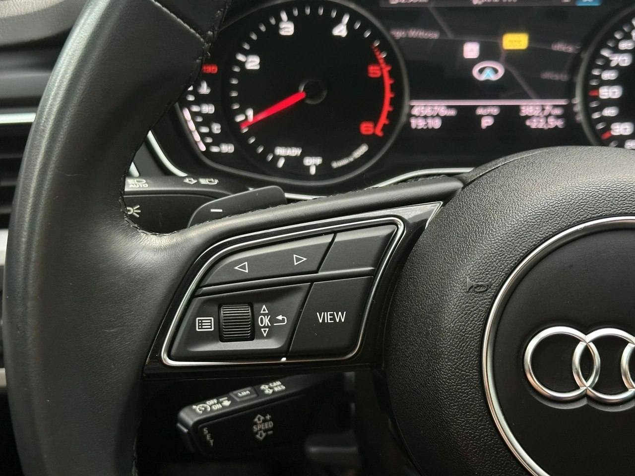 Audi A4 - Zdjęcie 37