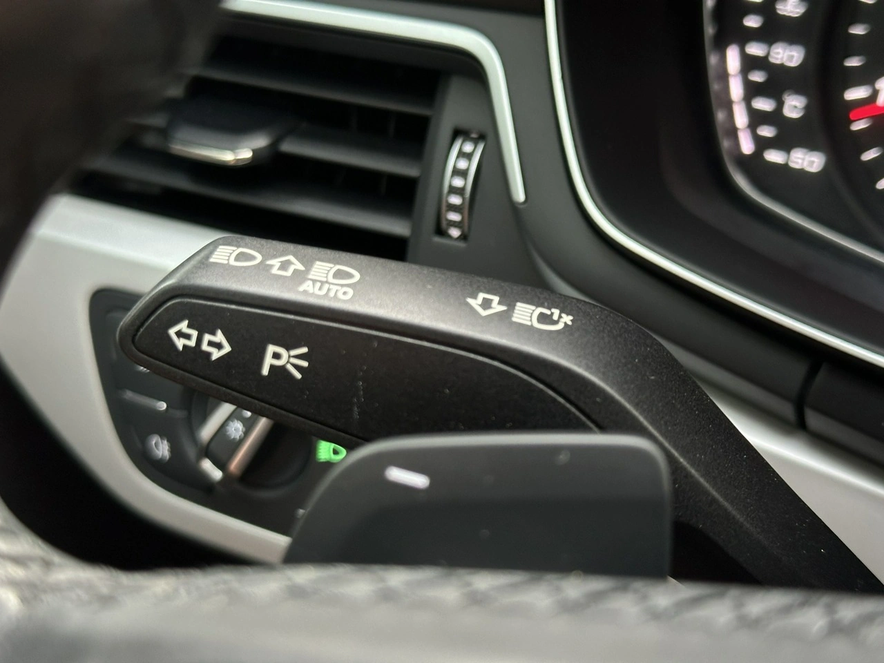Audi A4 - Zdjęcie 40
