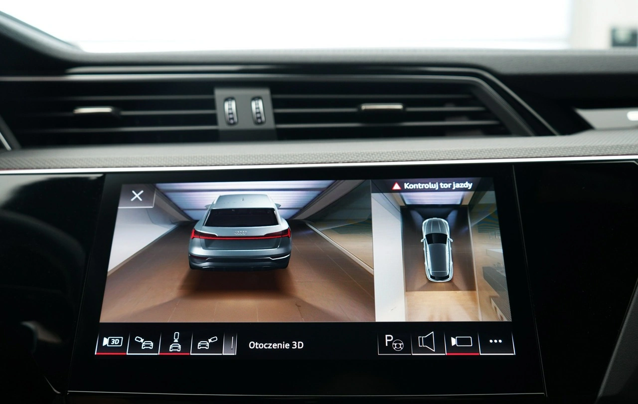 Audi Q8 e-tron - Zdjęcie 39