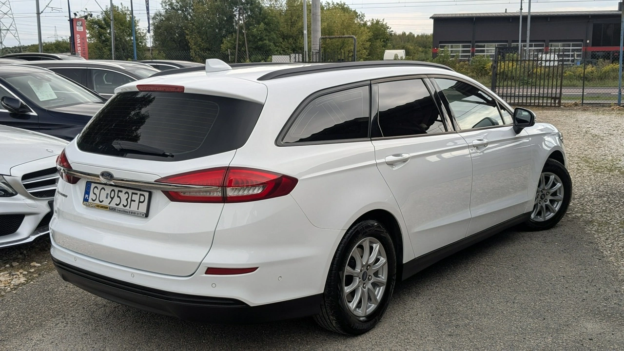 Ford Mondeo - Zdjęcie 12