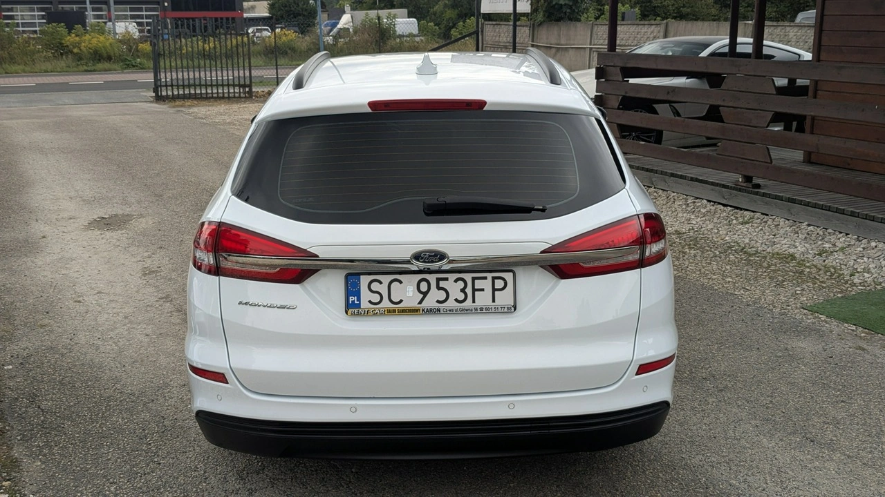 Ford Mondeo - Zdjęcie 33