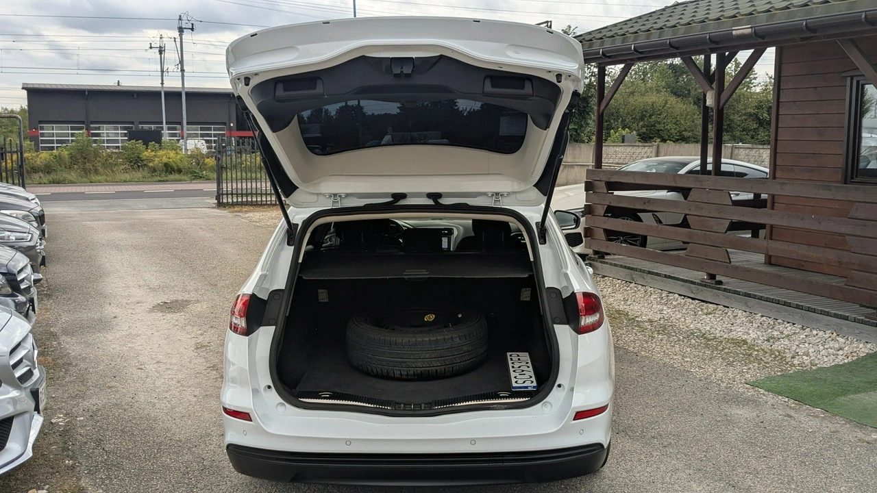 Ford Mondeo - Zdjęcie 34
