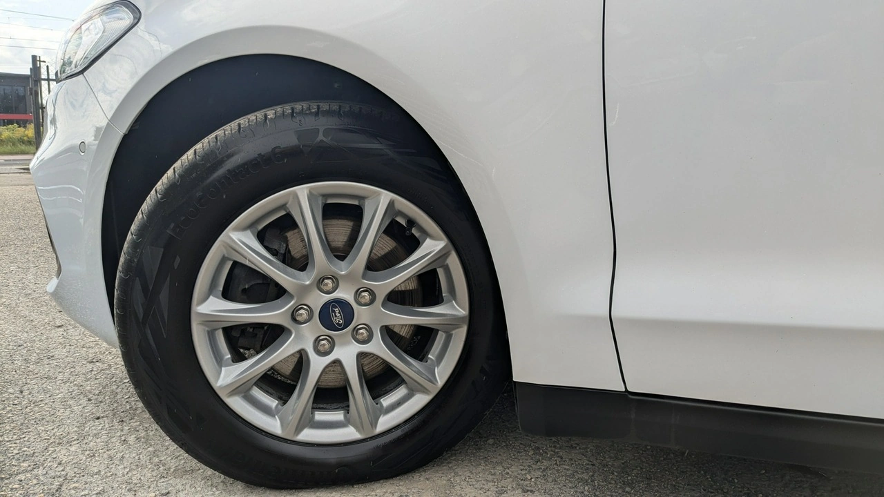 Ford Mondeo - Zdjęcie 38