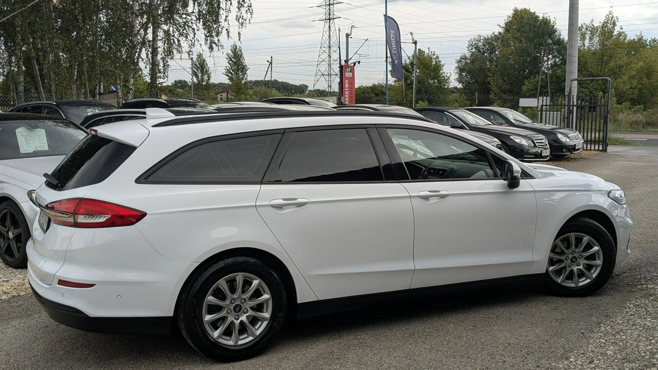 Ford Mondeo - Zdjęcie 8