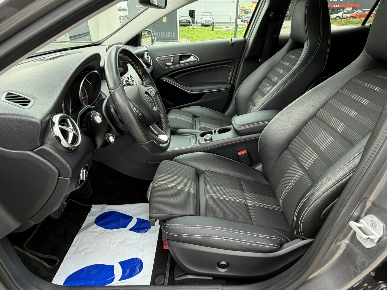 Mercedes A 180 - Zdjęcie 17