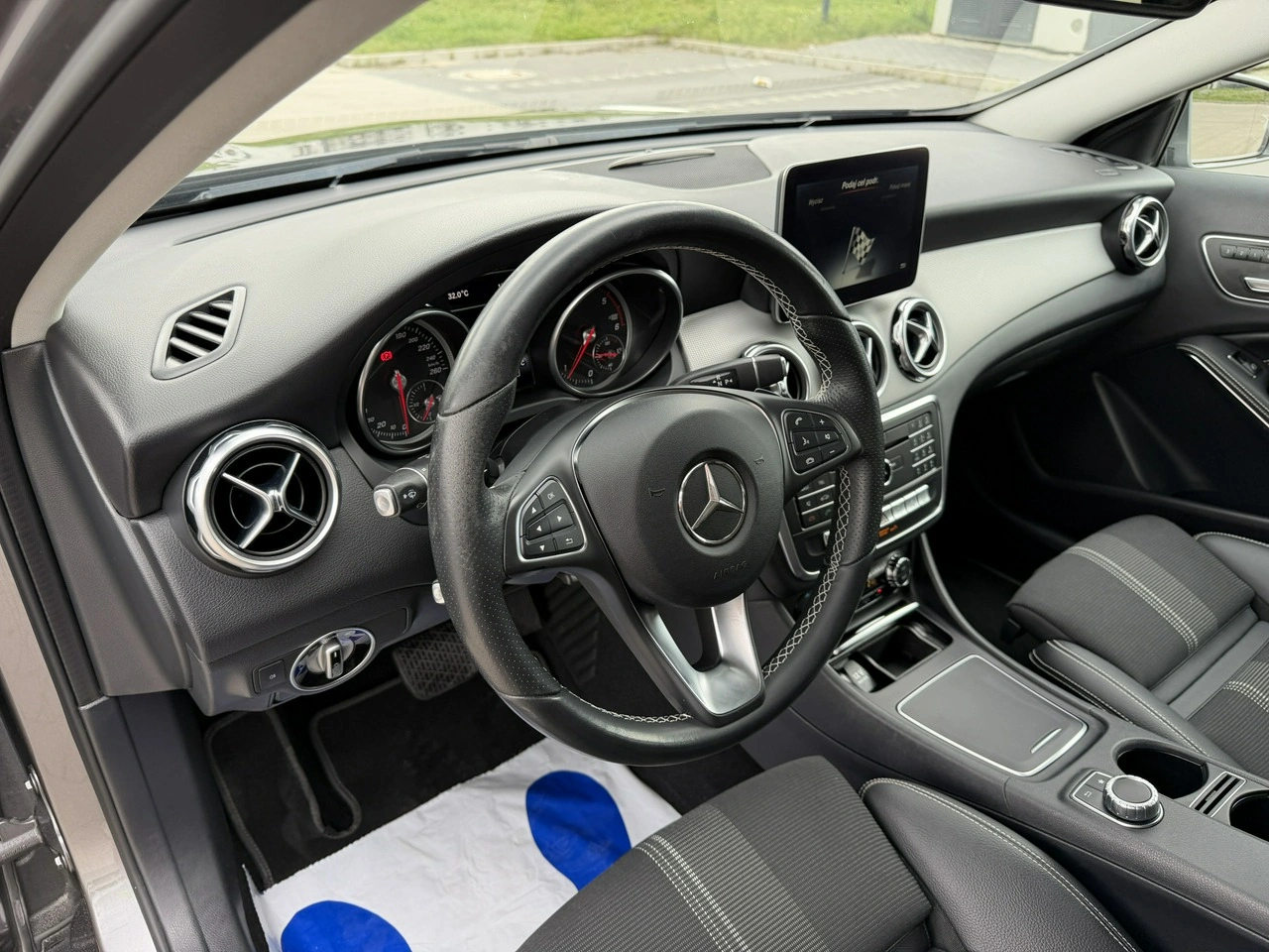 Mercedes A 180 - Zdjęcie 18