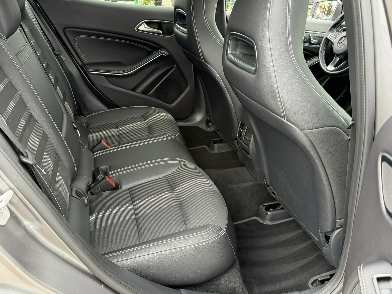 Mercedes A 180 - Zdjęcie 31
