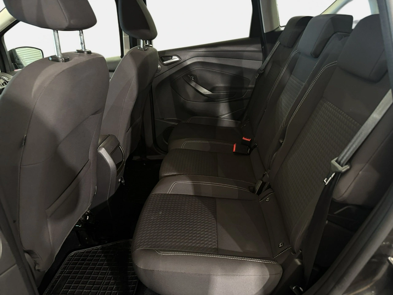 Ford C-MAX - Zdjęcie 18