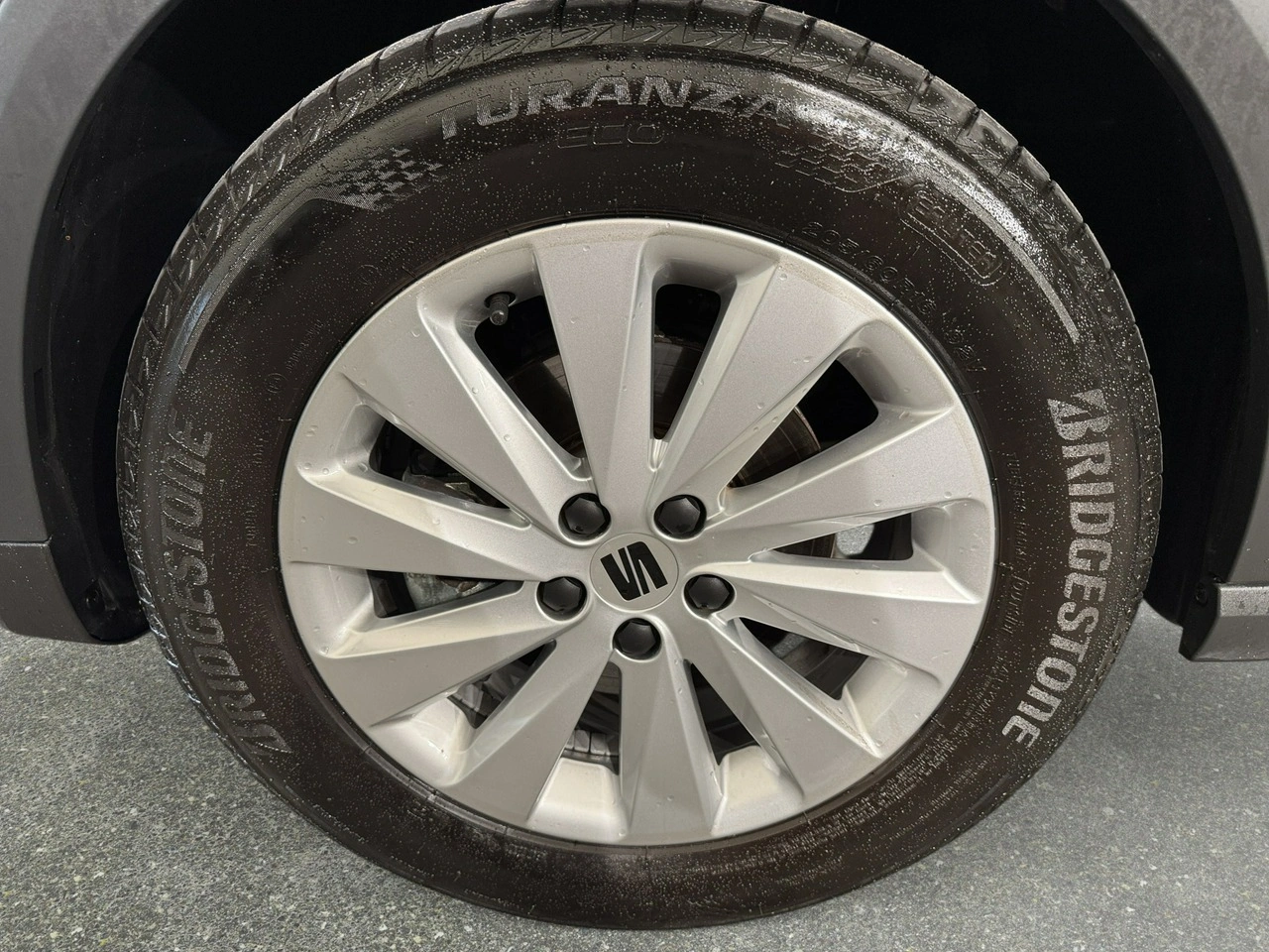 Seat Arona - Zdjęcie 9
