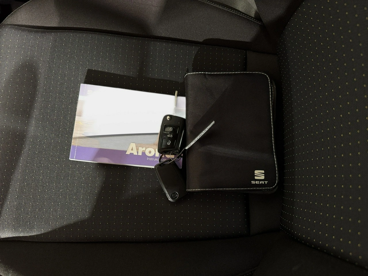 Seat Arona - Zdjęcie 27