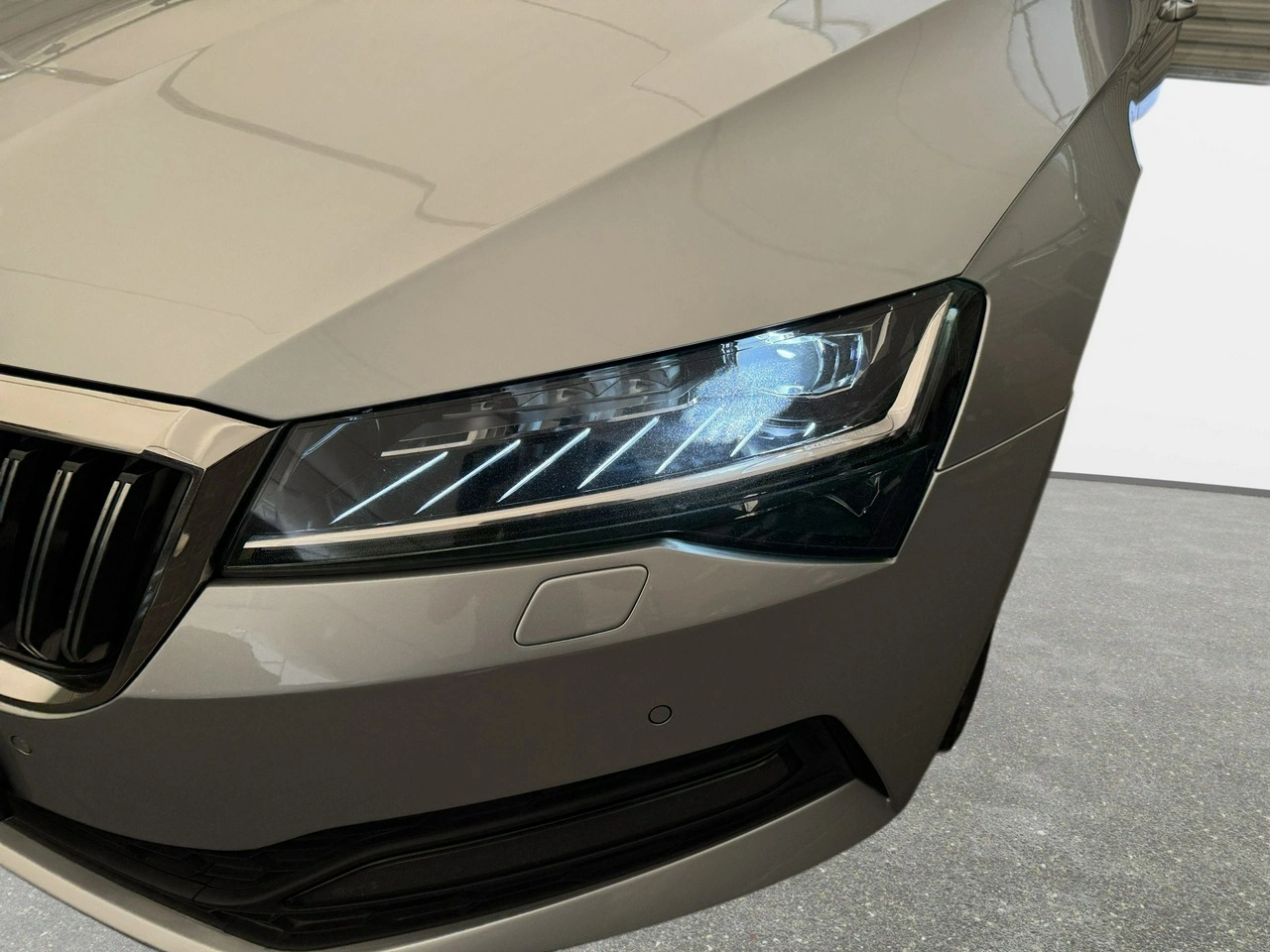 Skoda Superb - Zdjęcie 8