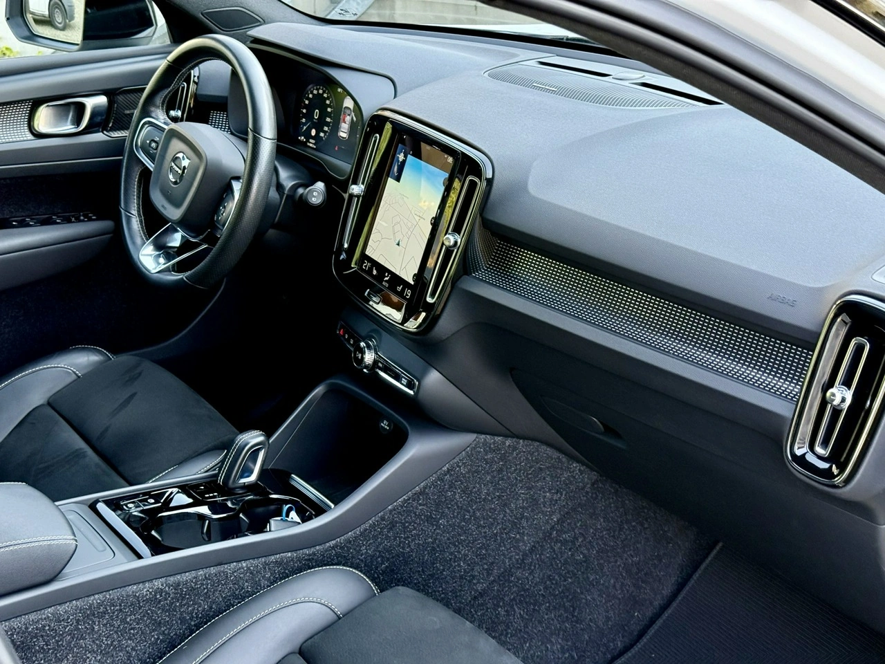Volvo XC 40 - Zdjęcie 16