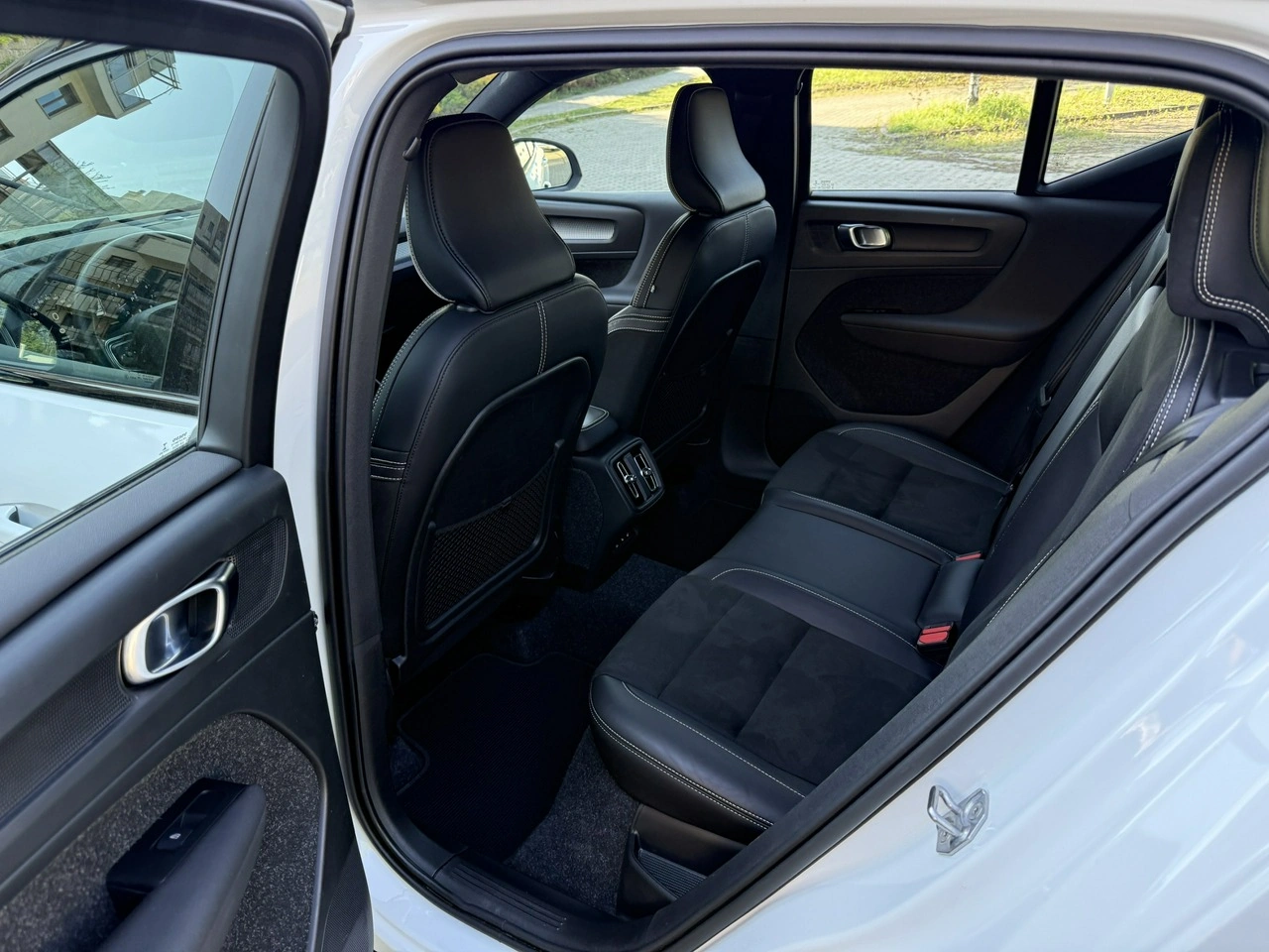 Volvo XC 40 - Zdjęcie 20