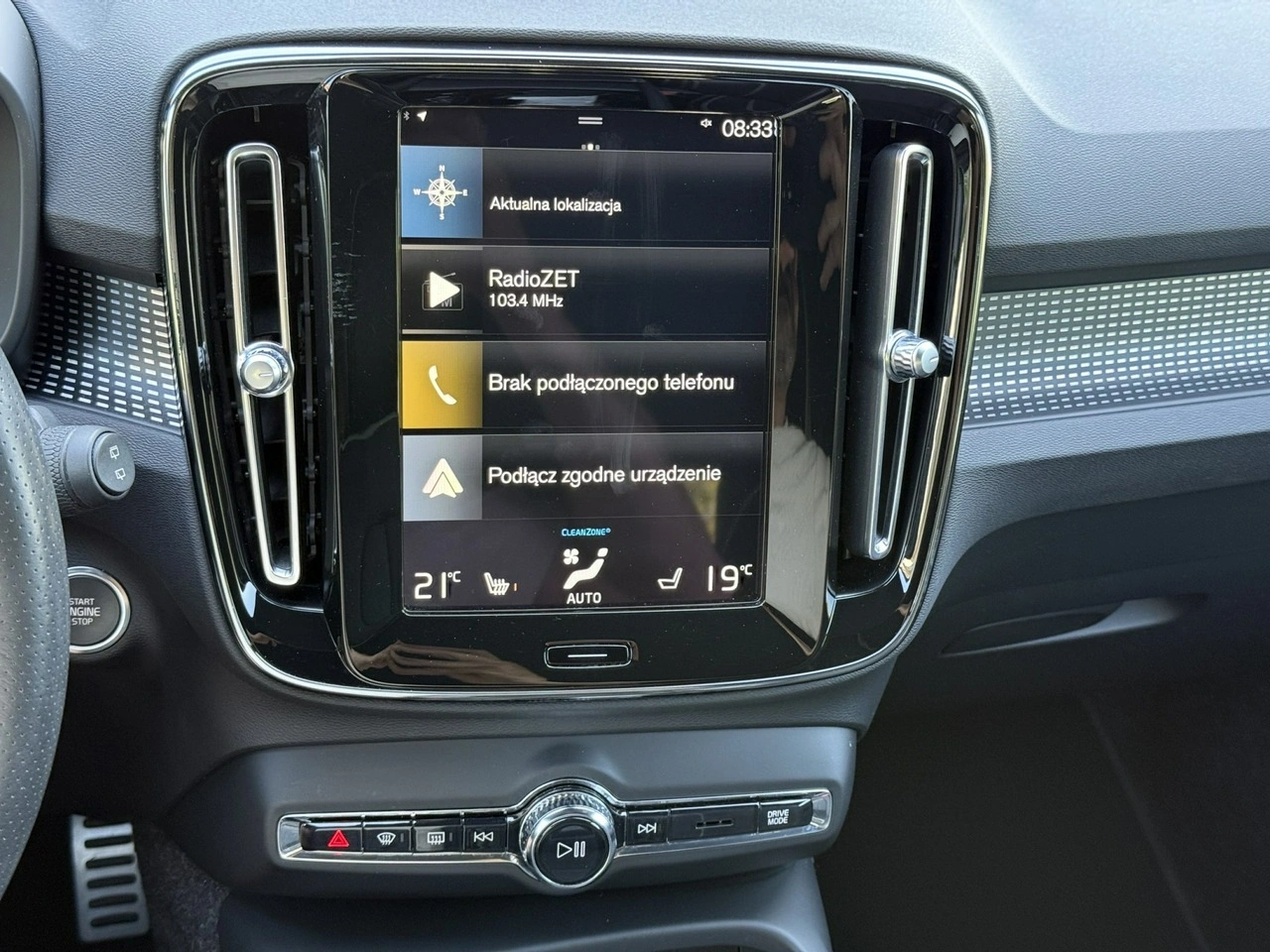 Volvo XC 40 - Zdjęcie 29