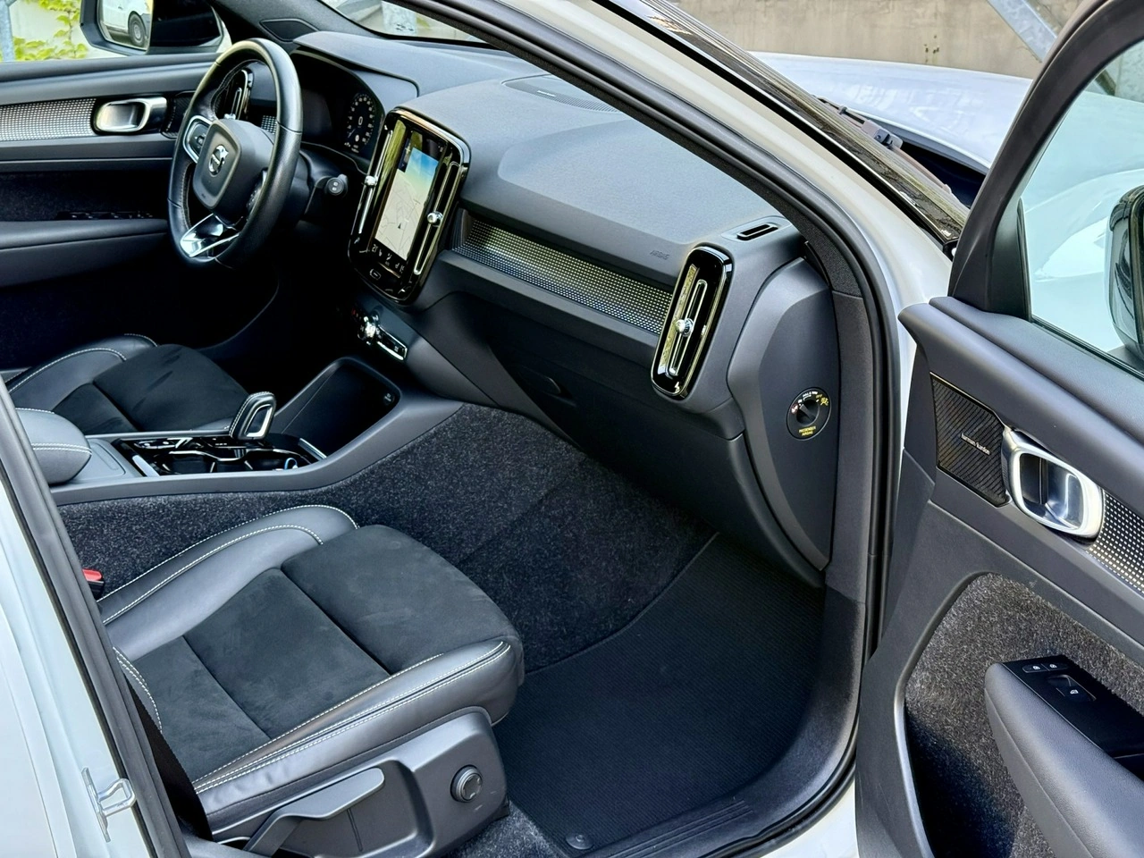 Volvo XC 40 - Zdjęcie 6