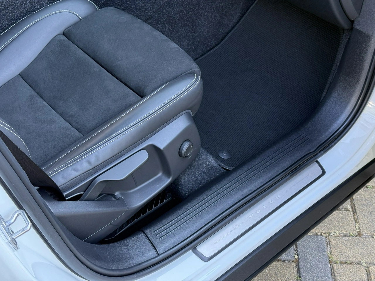 Volvo XC 40 - Zdjęcie 7