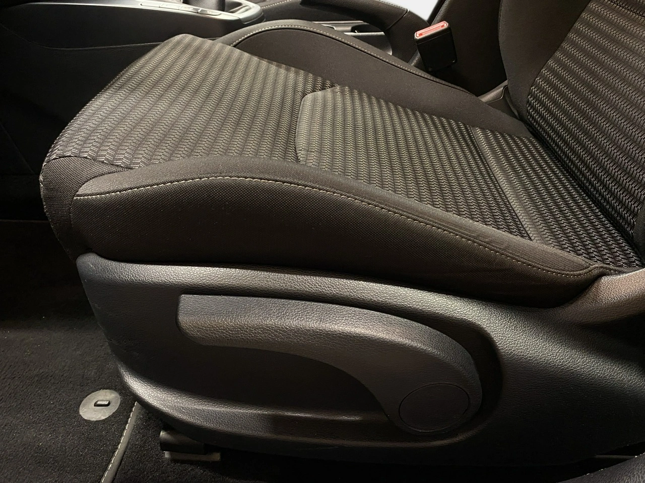 Kia Ceed - Zdjęcie 12