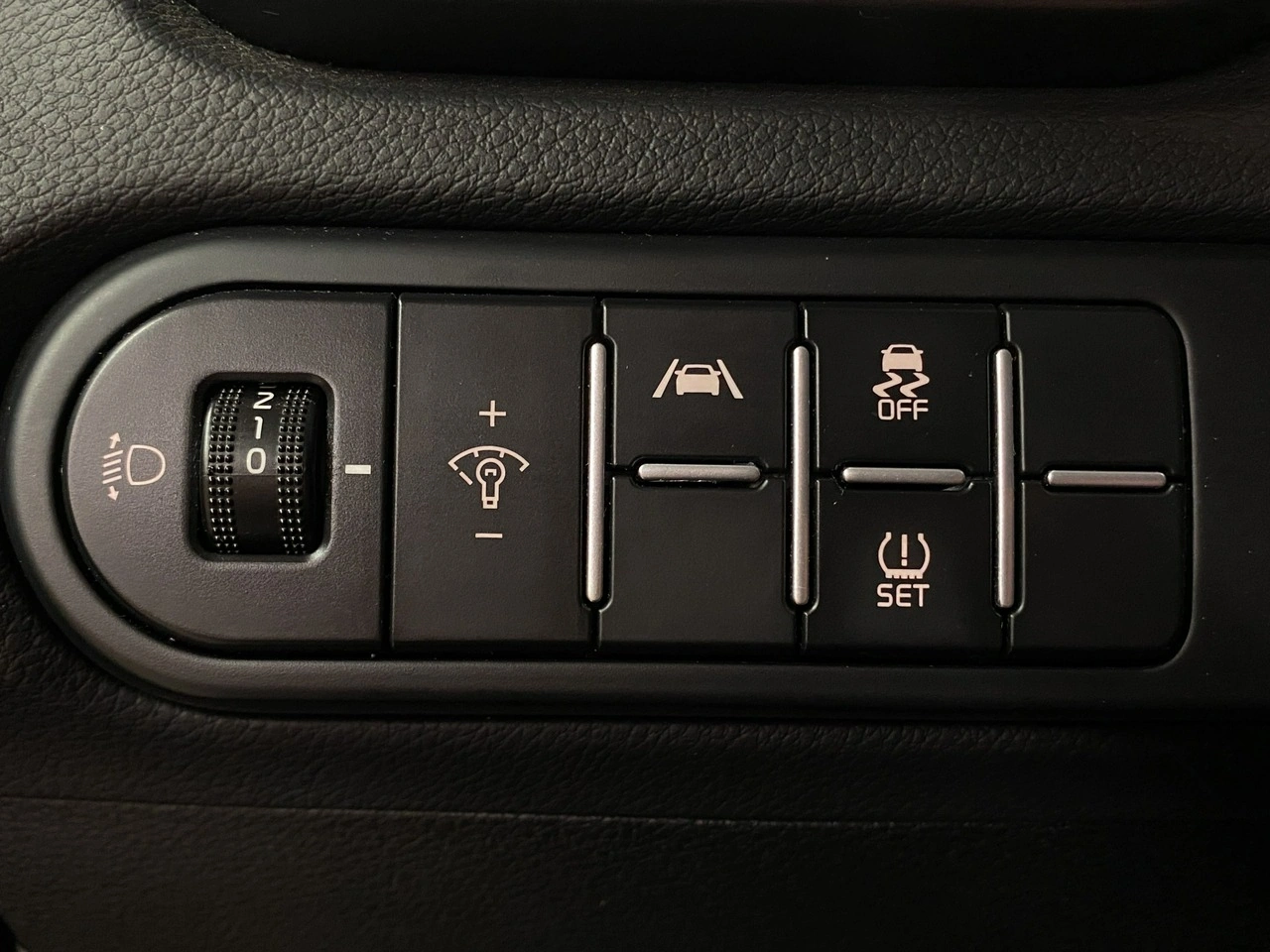 Kia Ceed - Zdjęcie 33