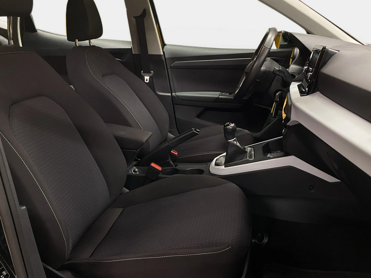 Seat Arona - Zdjęcie 11