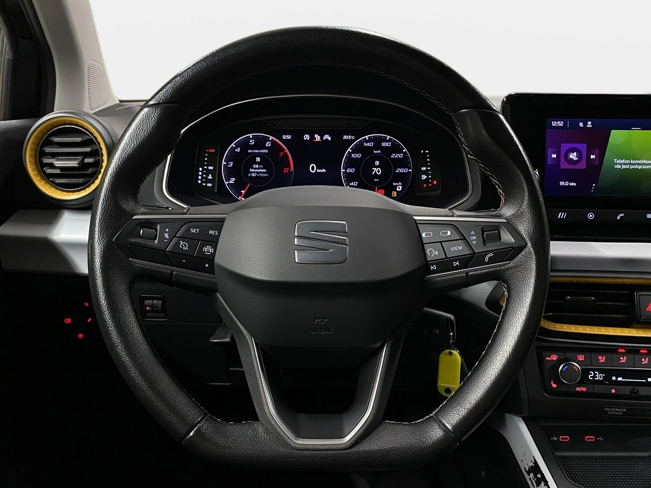 Seat Arona - Zdjęcie 19