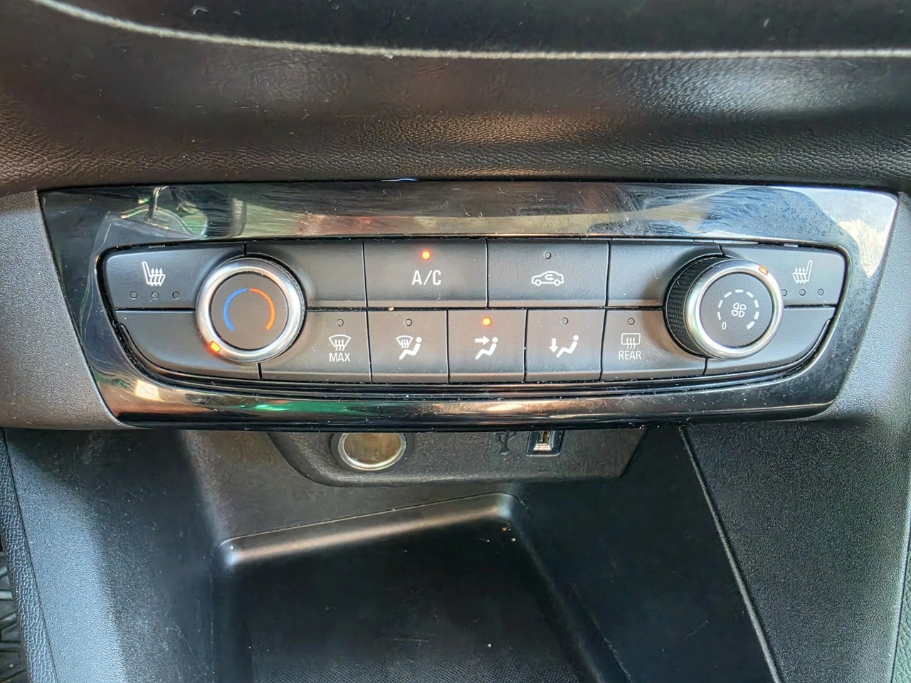 Opel Corsa - Zdjęcie 14