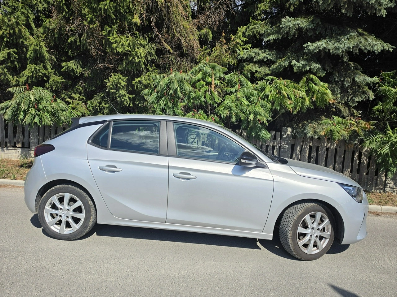 Opel Corsa - Zdjęcie 4
