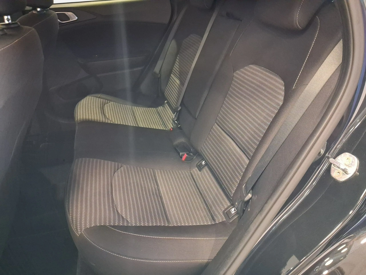 Kia XCeed - Zdjęcie 12