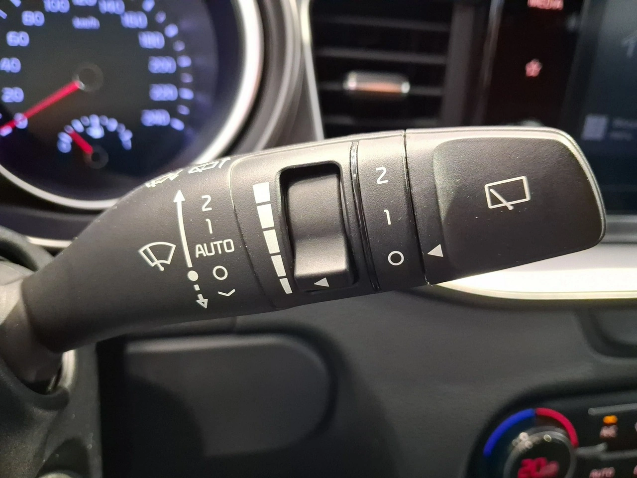 Kia XCeed - Zdjęcie 20