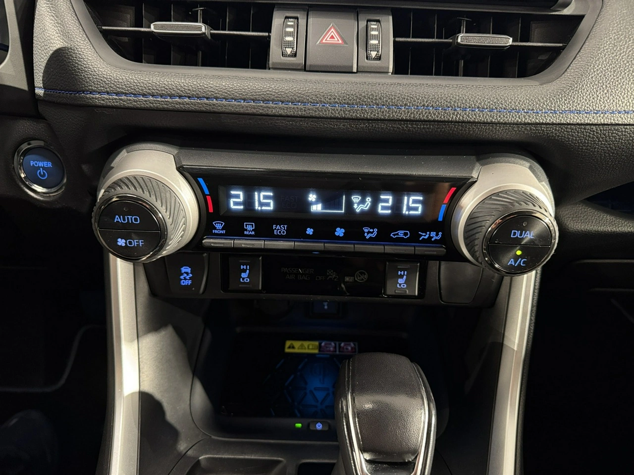 Toyota RAV-4 - Zdjęcie 22
