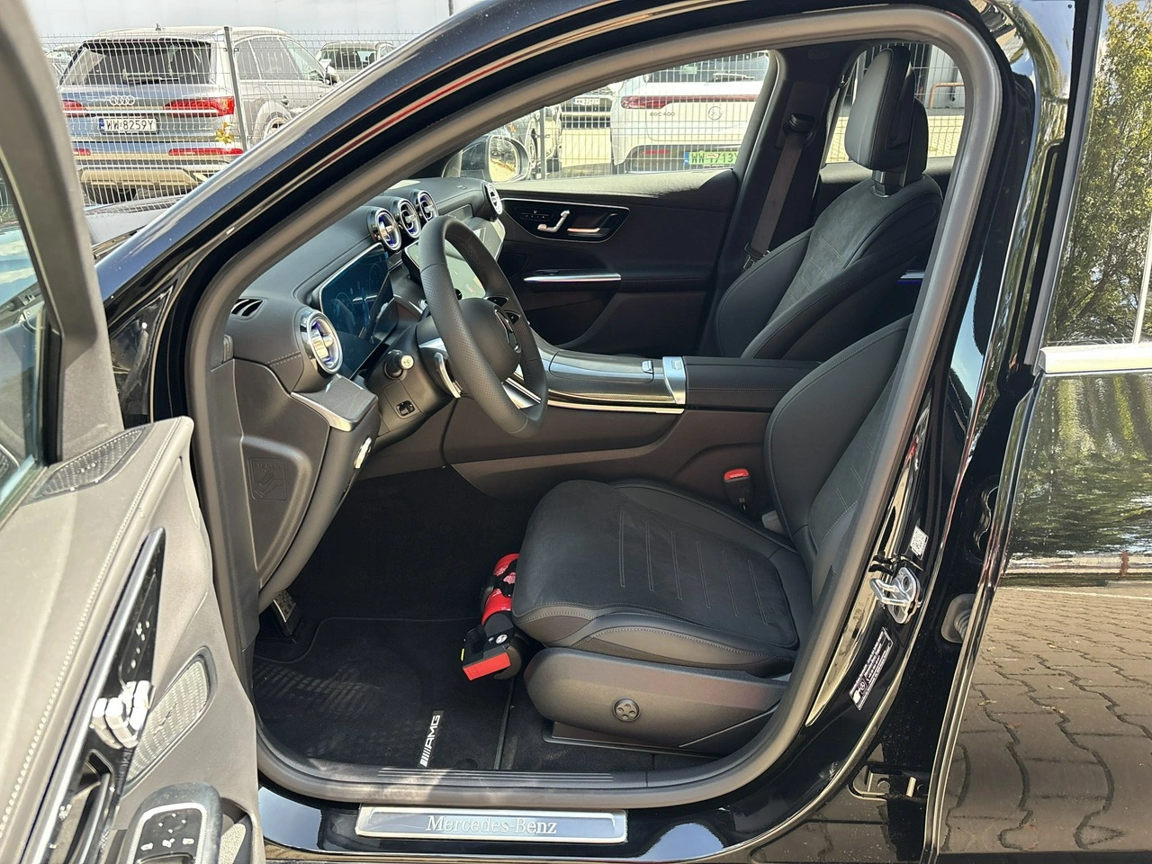 Mercedes GLC 220 - Zdjęcie 9
