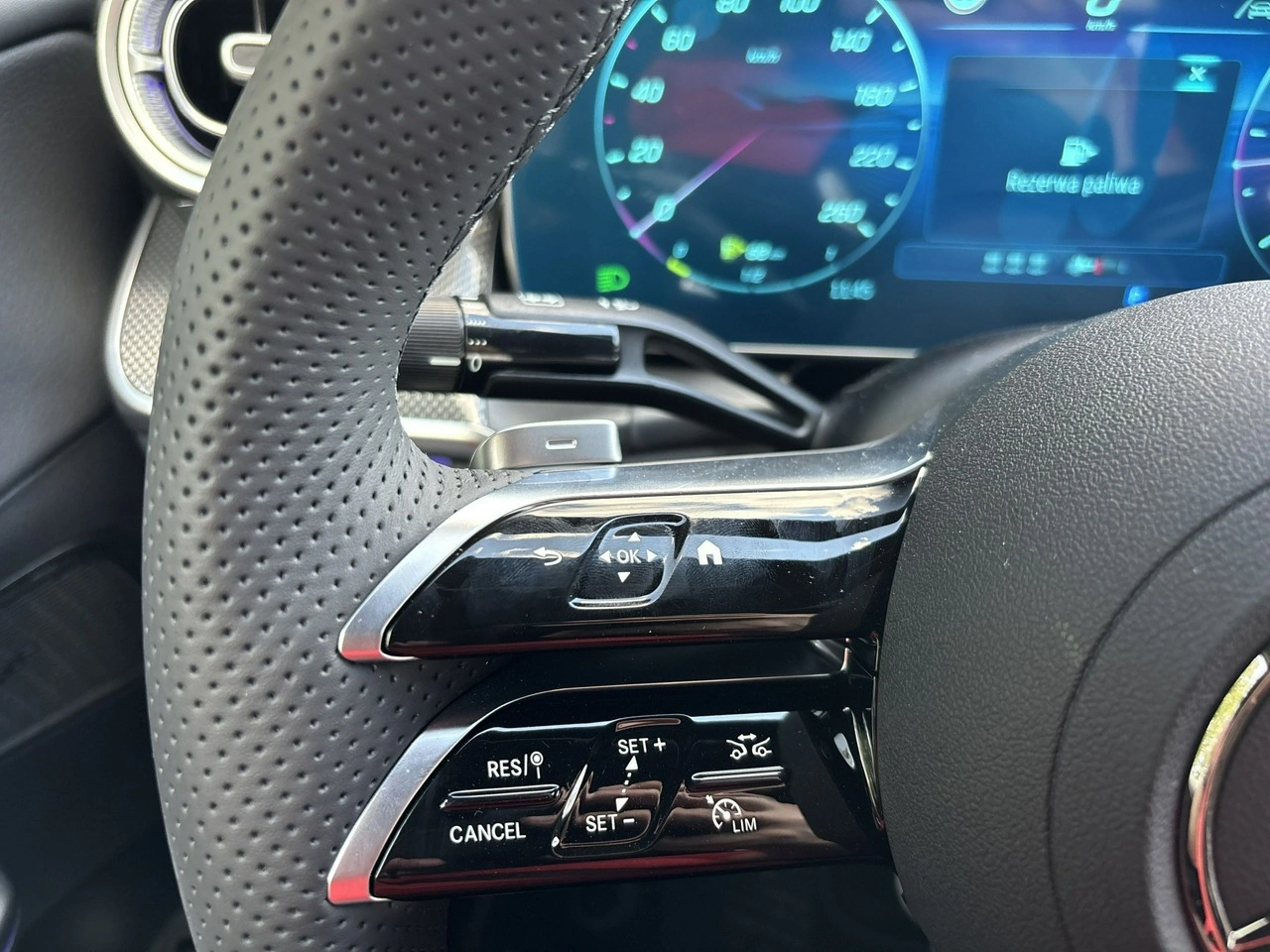 Mercedes GLC 220 - Zdjęcie 26