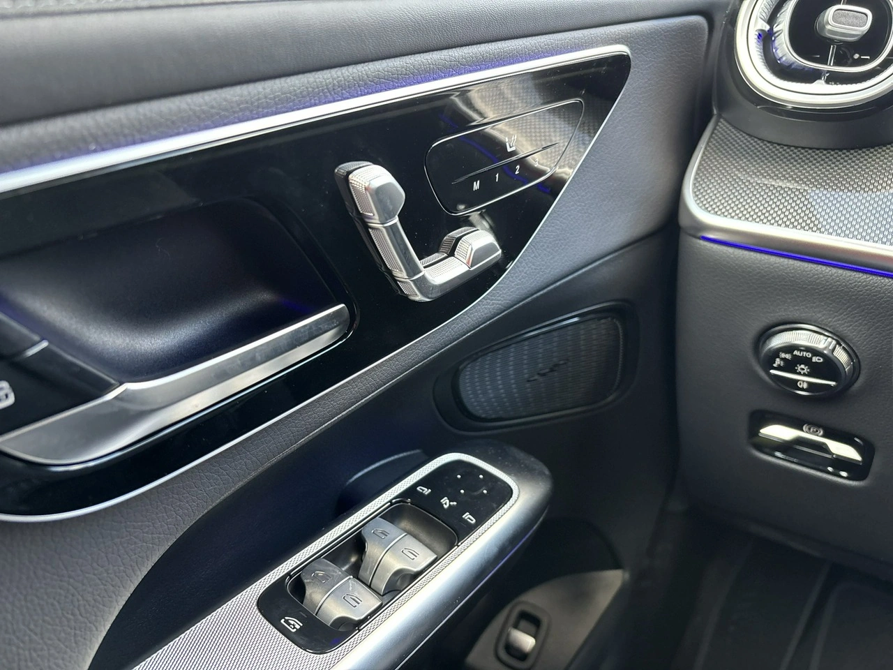 Mercedes GLC 220 - Zdjęcie 27