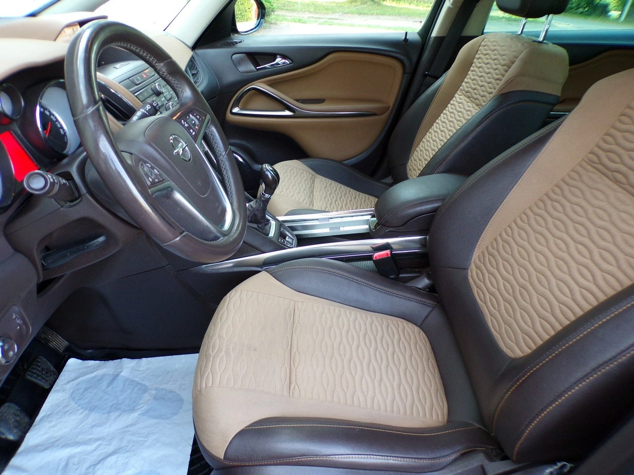 Opel Zafira - Zdjęcie 16